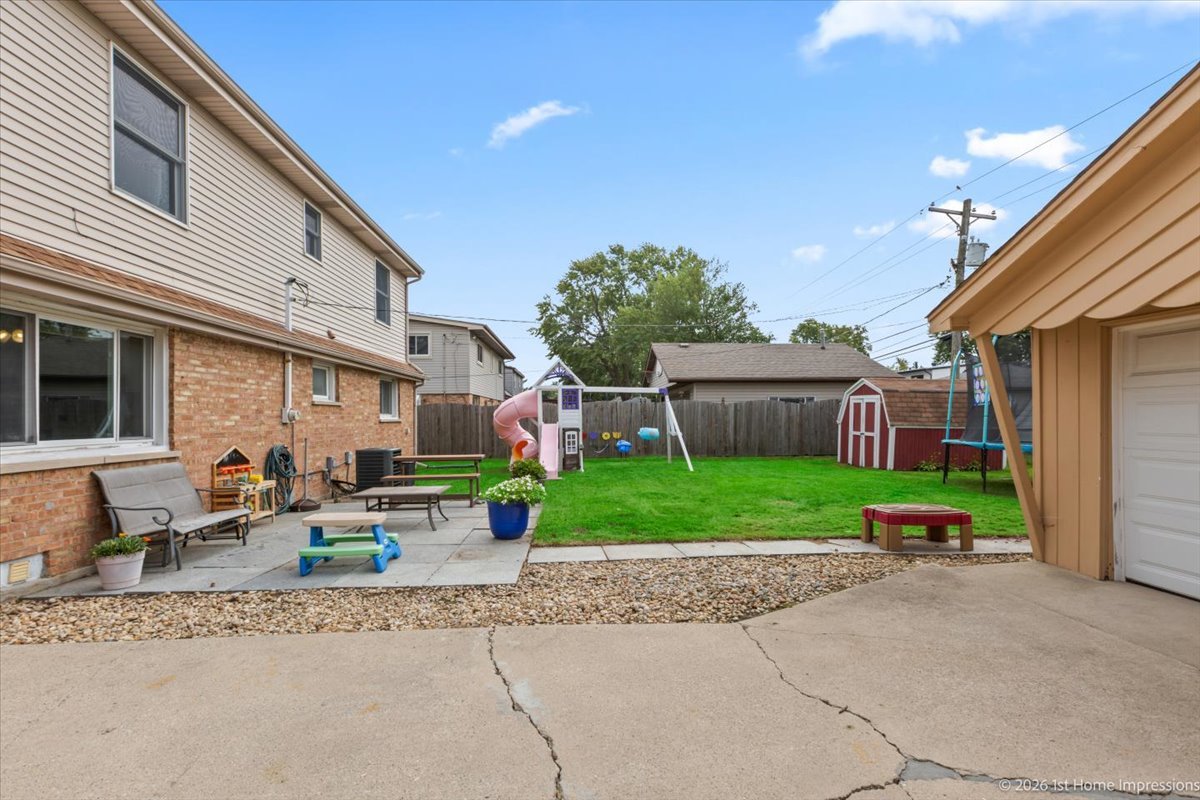 main property photo 20