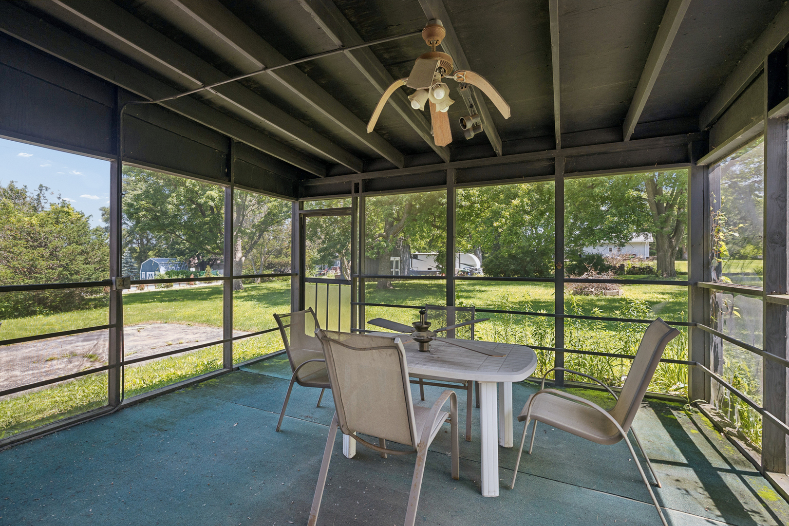 main property photo 20