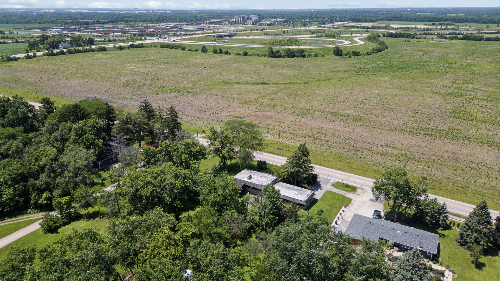 main property photo 26