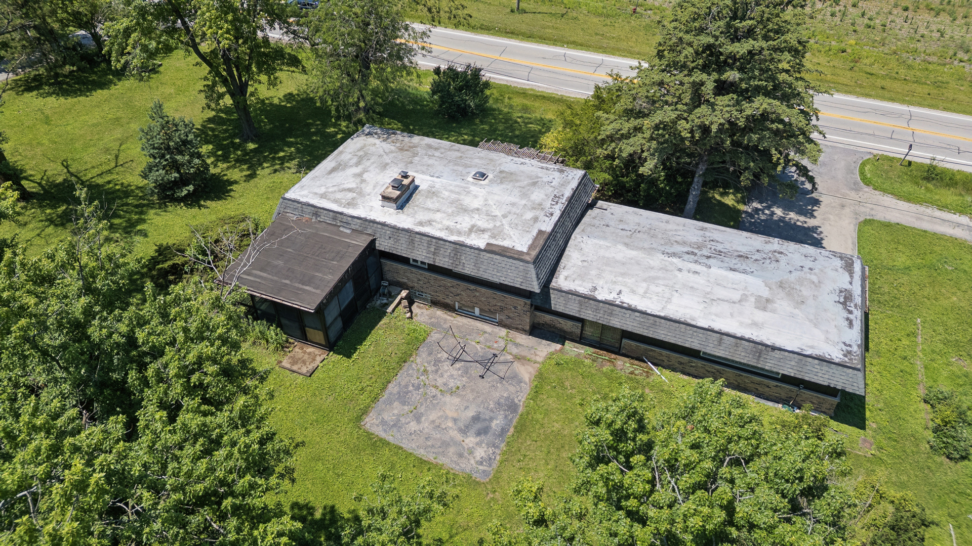 main property photo 3