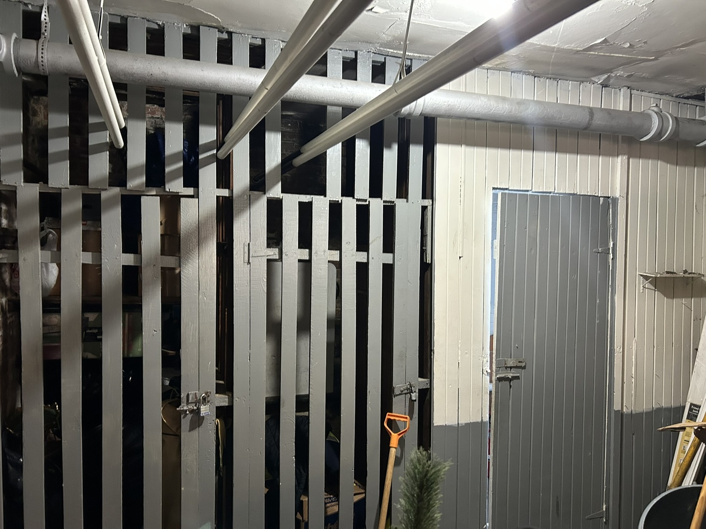main property photo 40