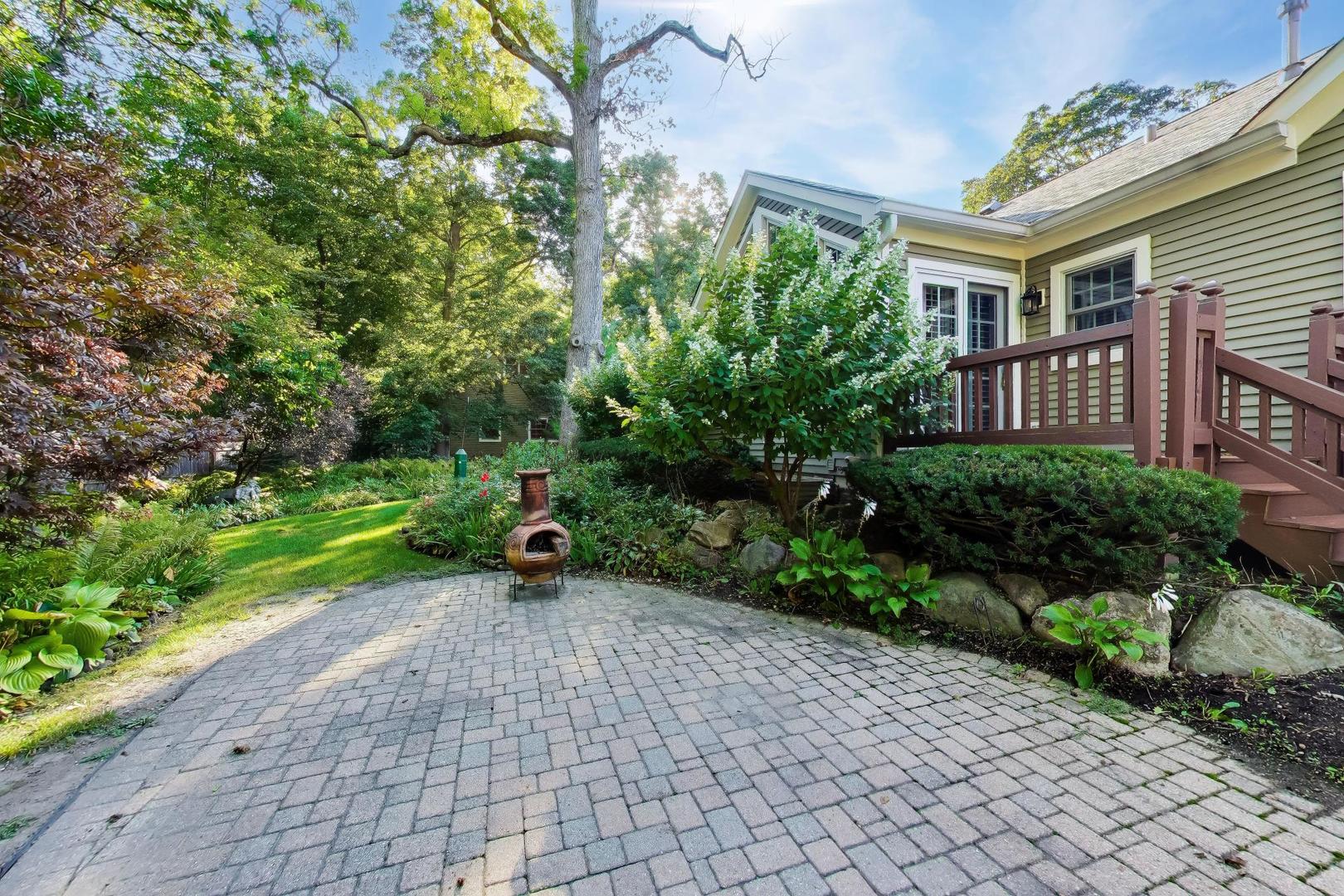 main property photo 40