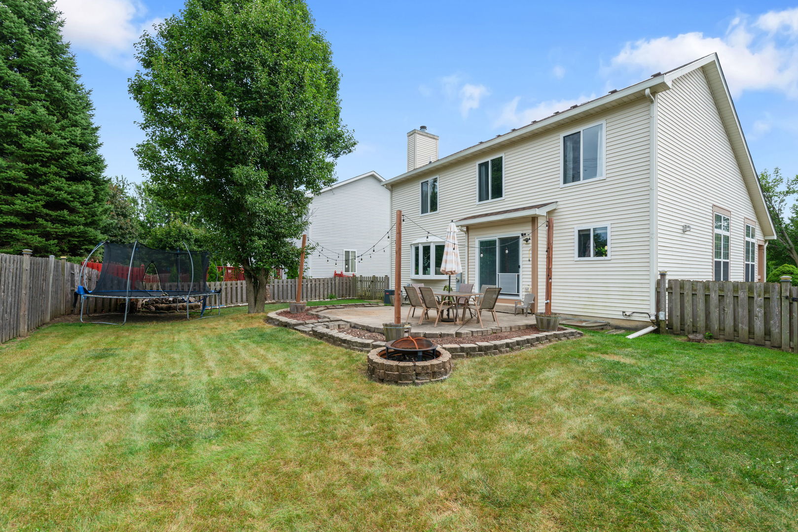 property viewer photo 25
