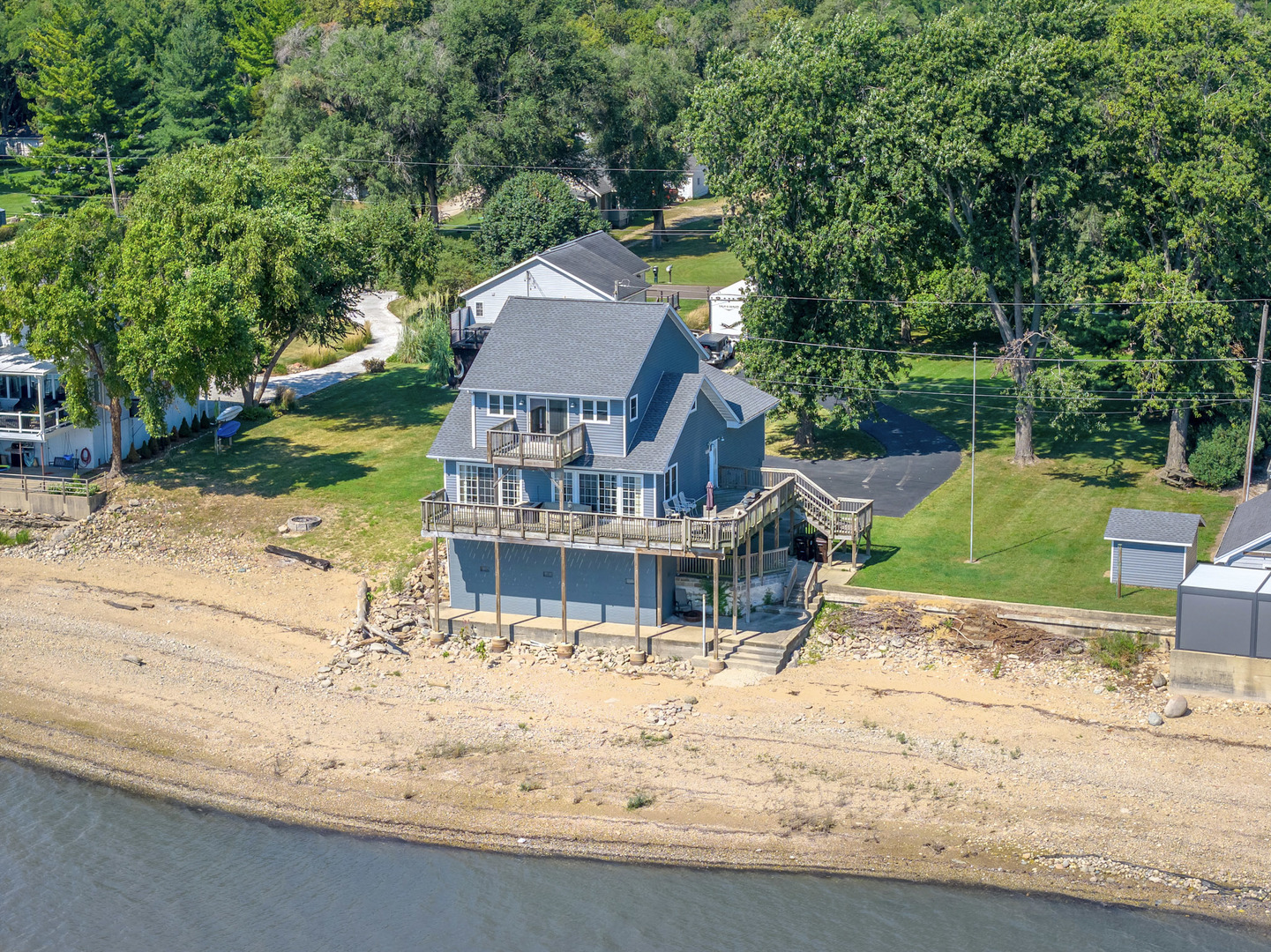 main property photo 8