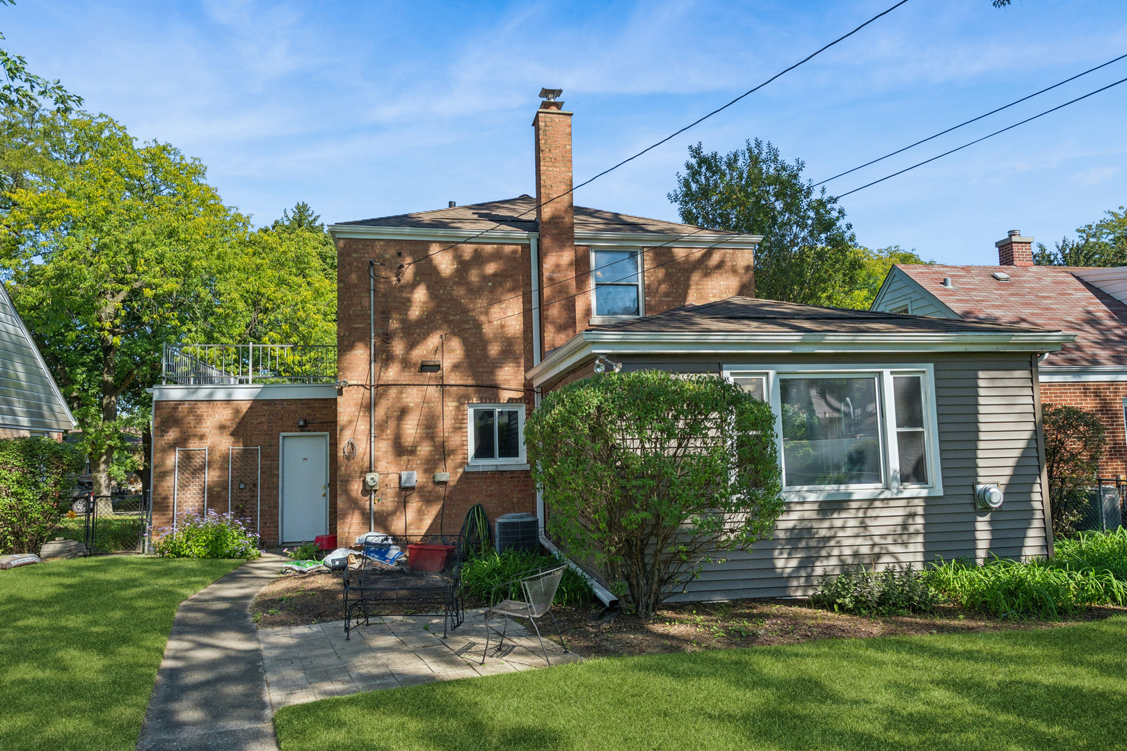 main property photo 16