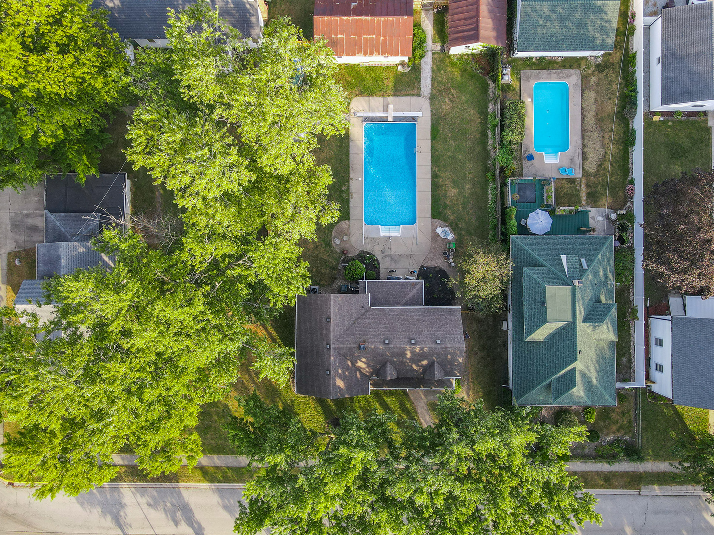main property photo 34