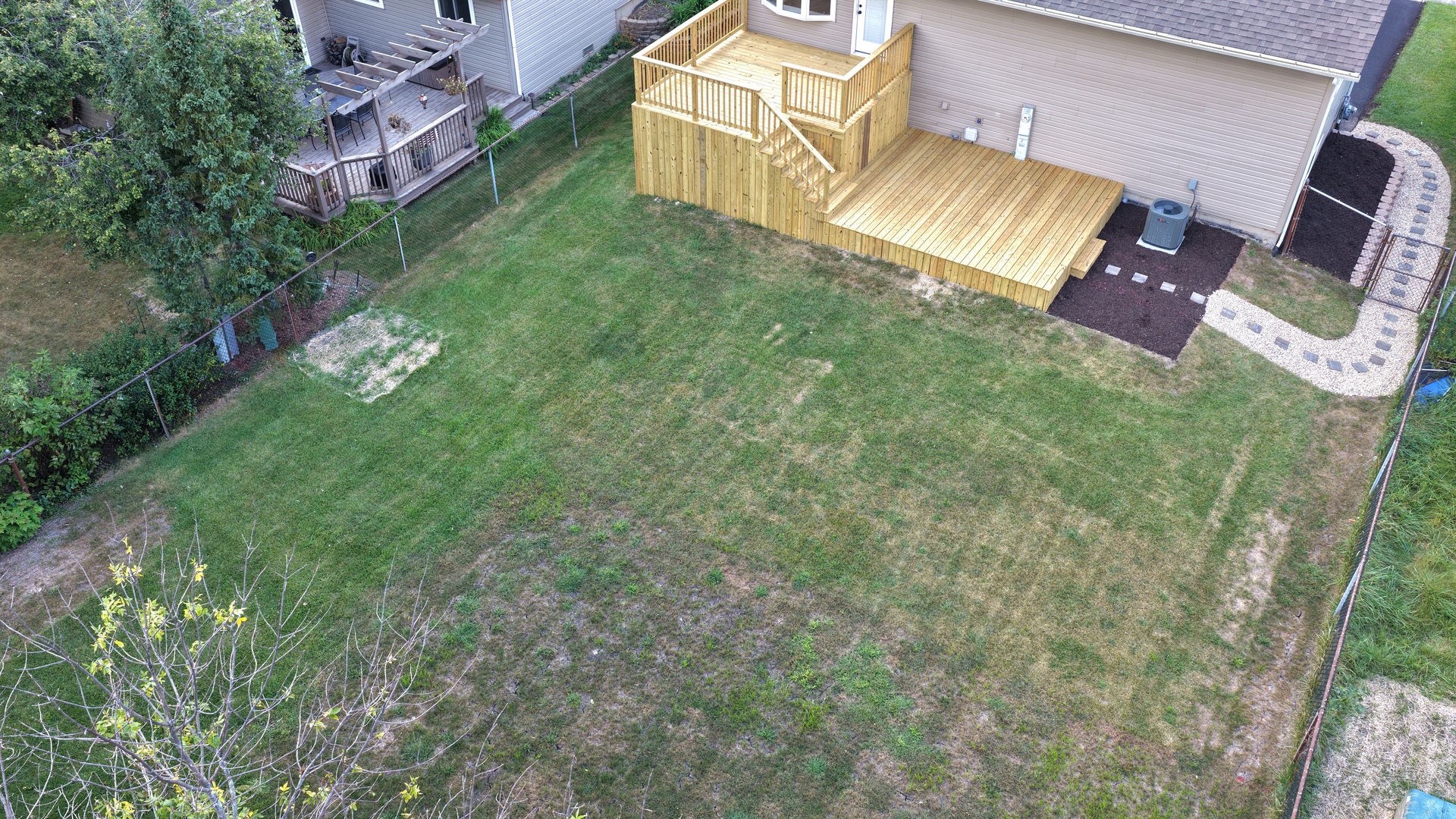 main property photo 22