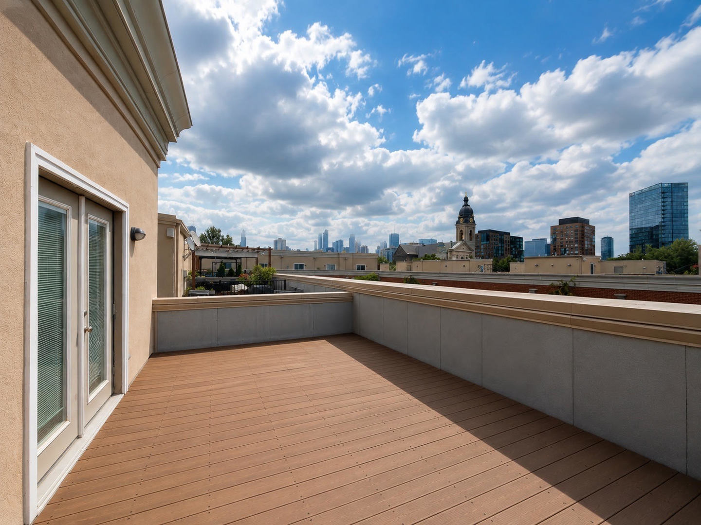 main property photo 20