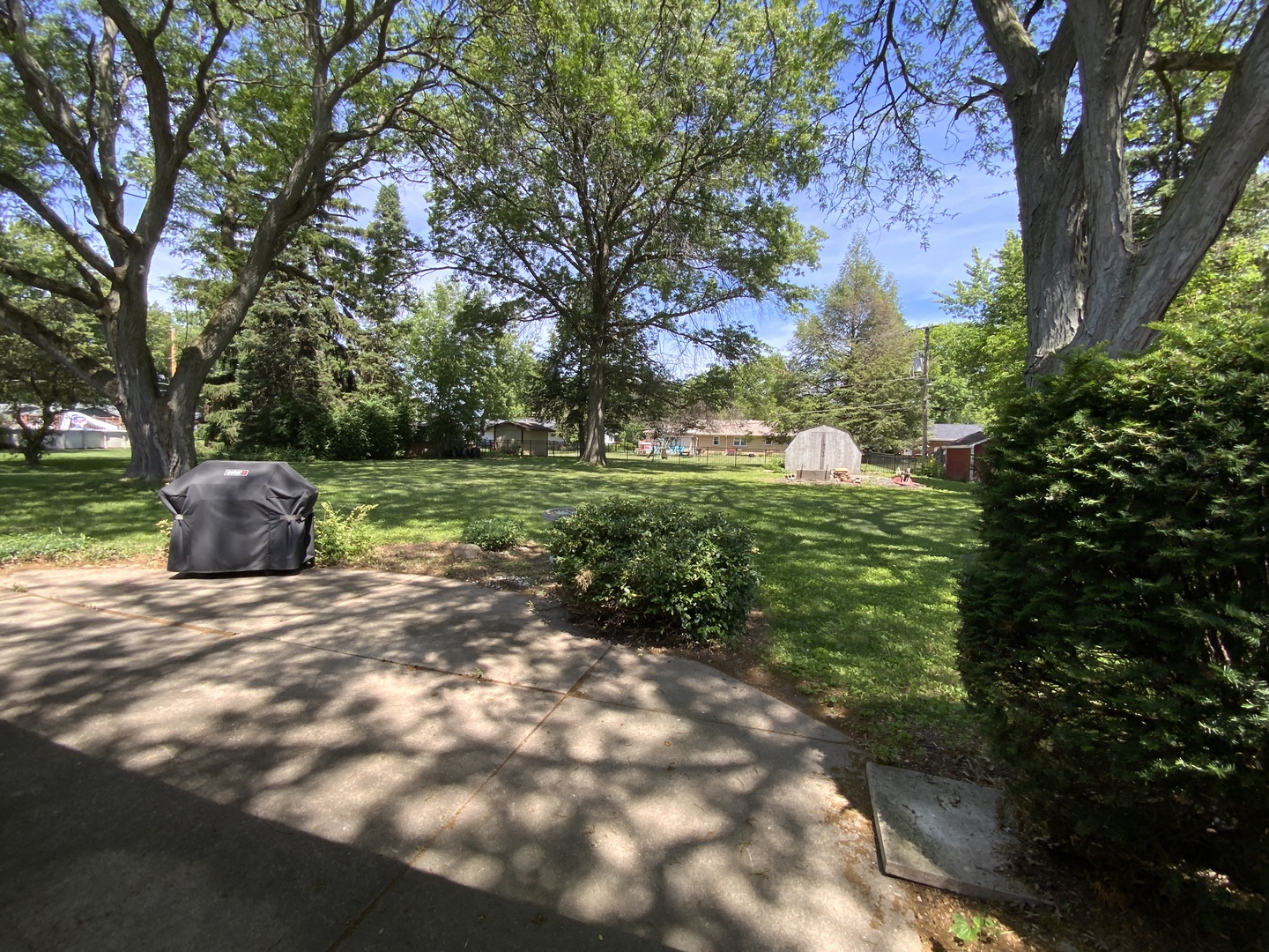 main property photo 18
