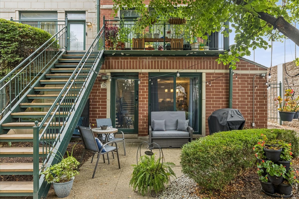 property viewer photo 1