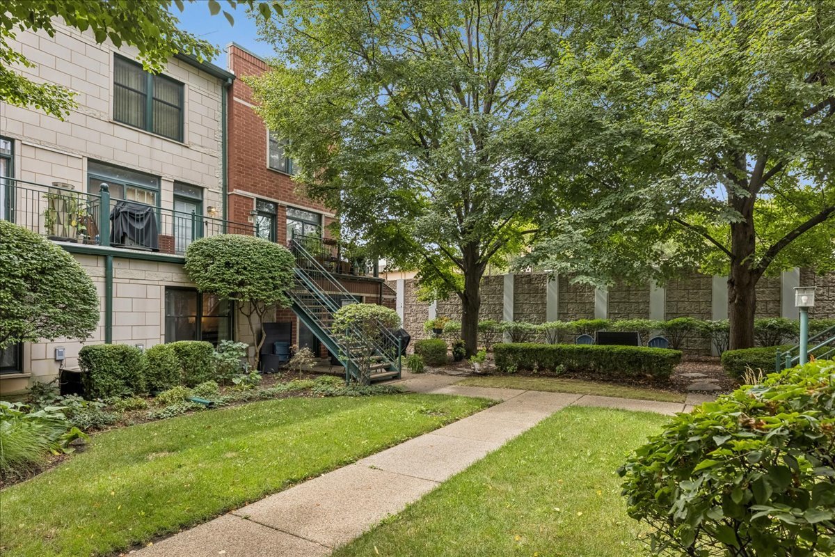 property viewer photo 16
