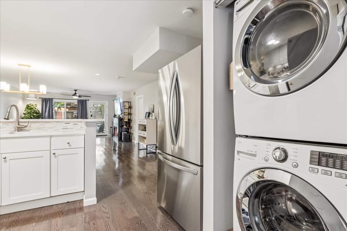 property viewer photo 9