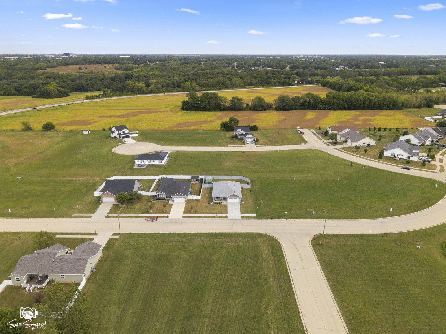 main property photo 31