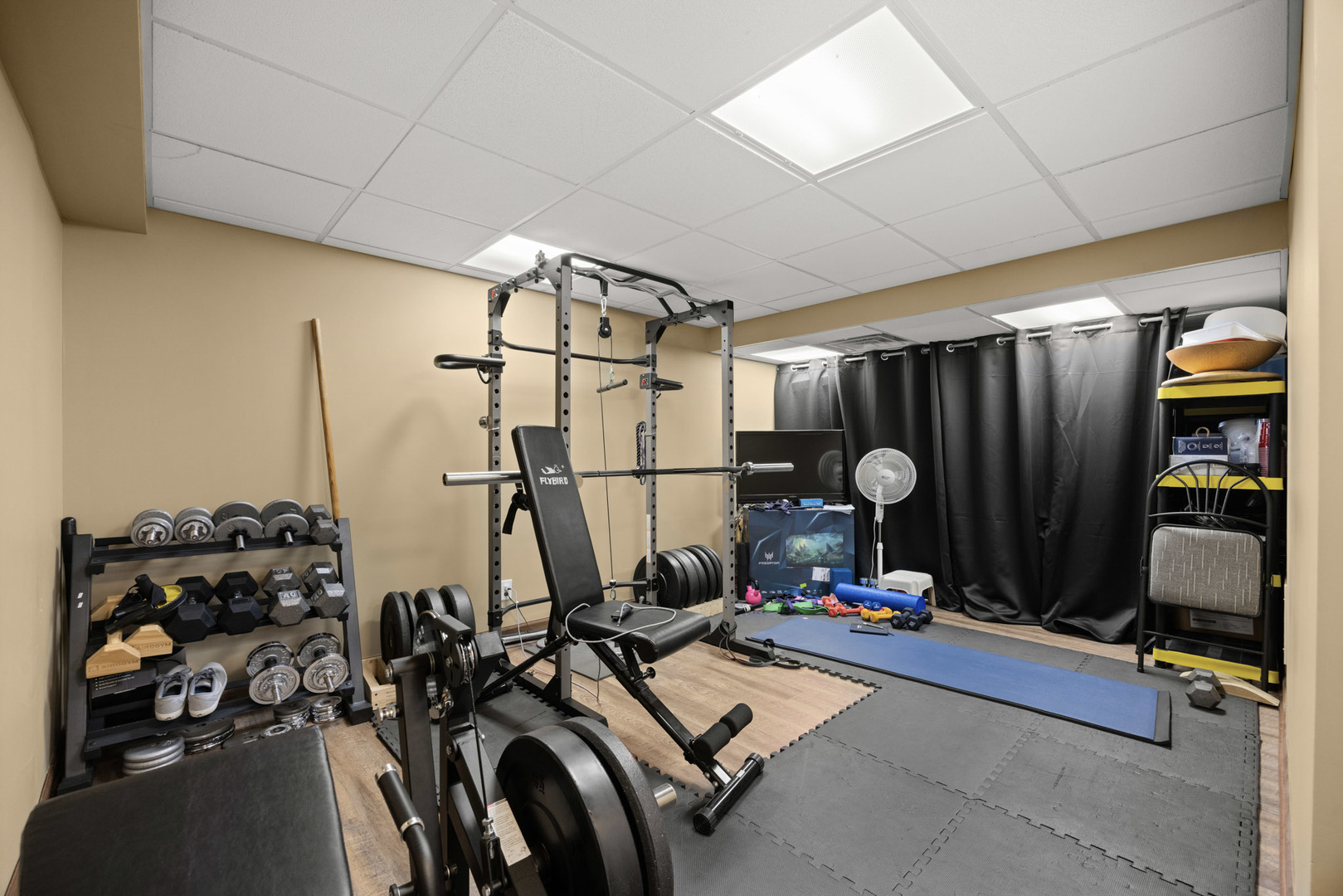 main property photo 22