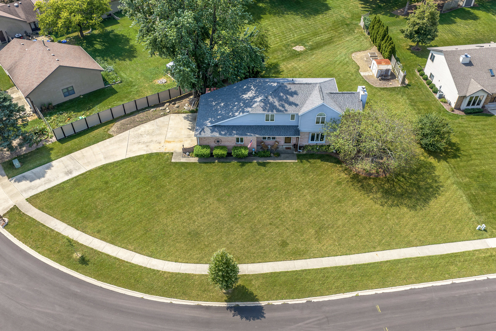 main property photo 3