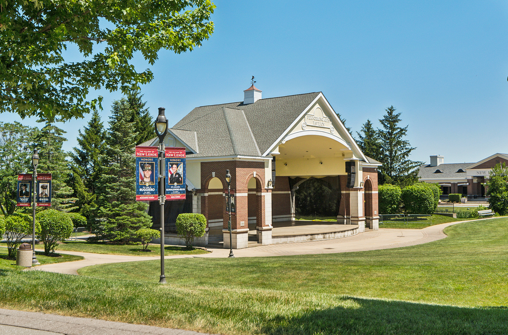 main property photo 41