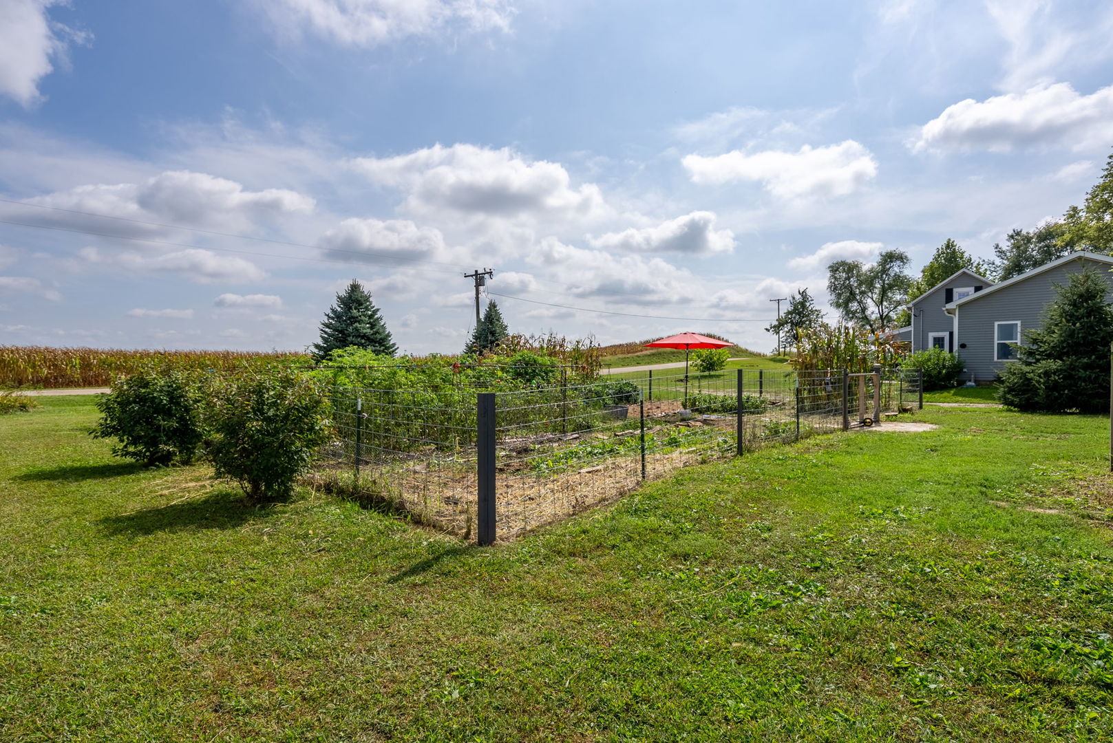 property viewer photo 18