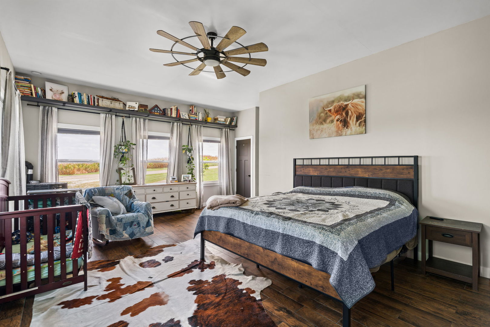 property viewer photo 8