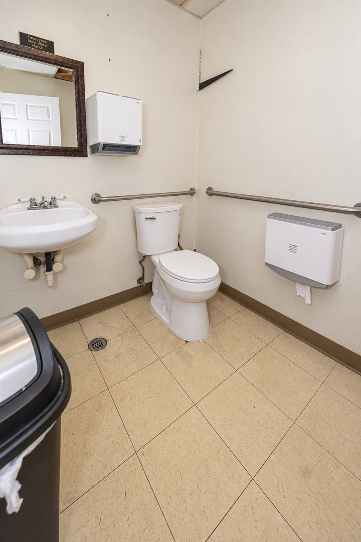 main property photo 15