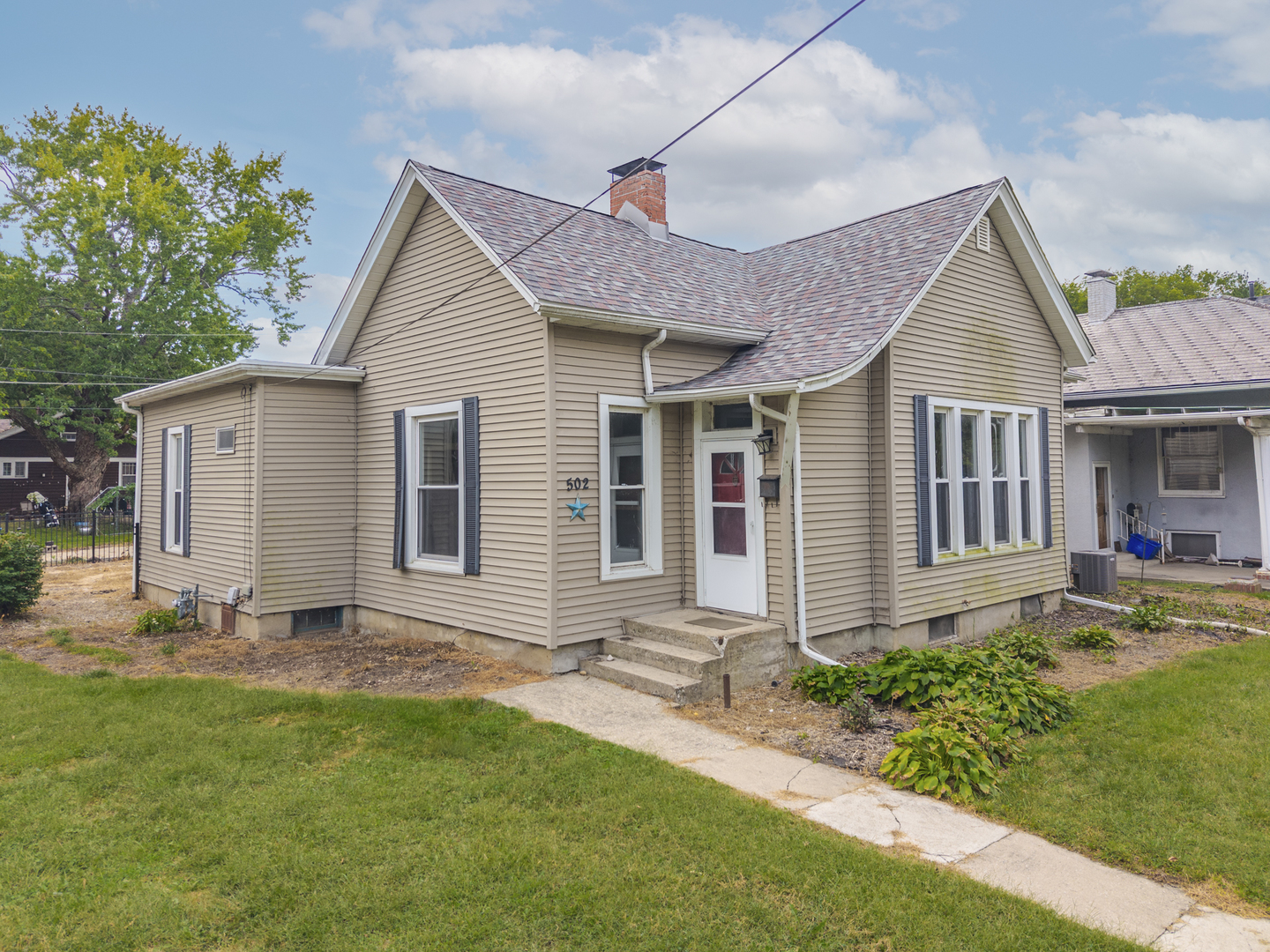 main property photo 29