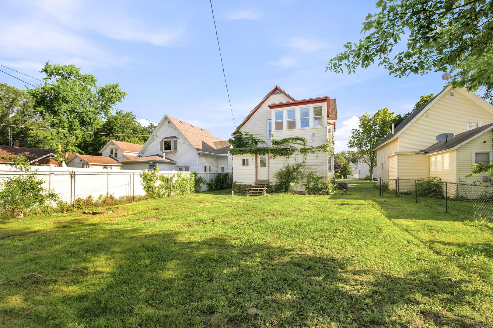 main property photo 33