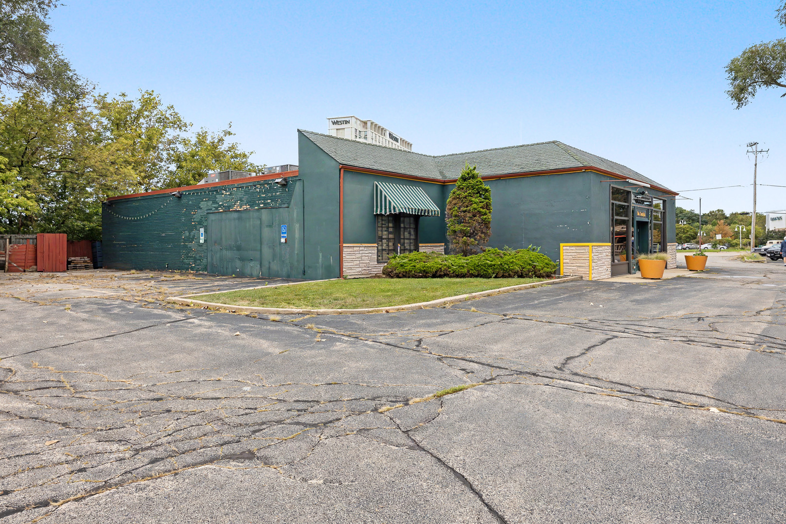 main property photo 29
