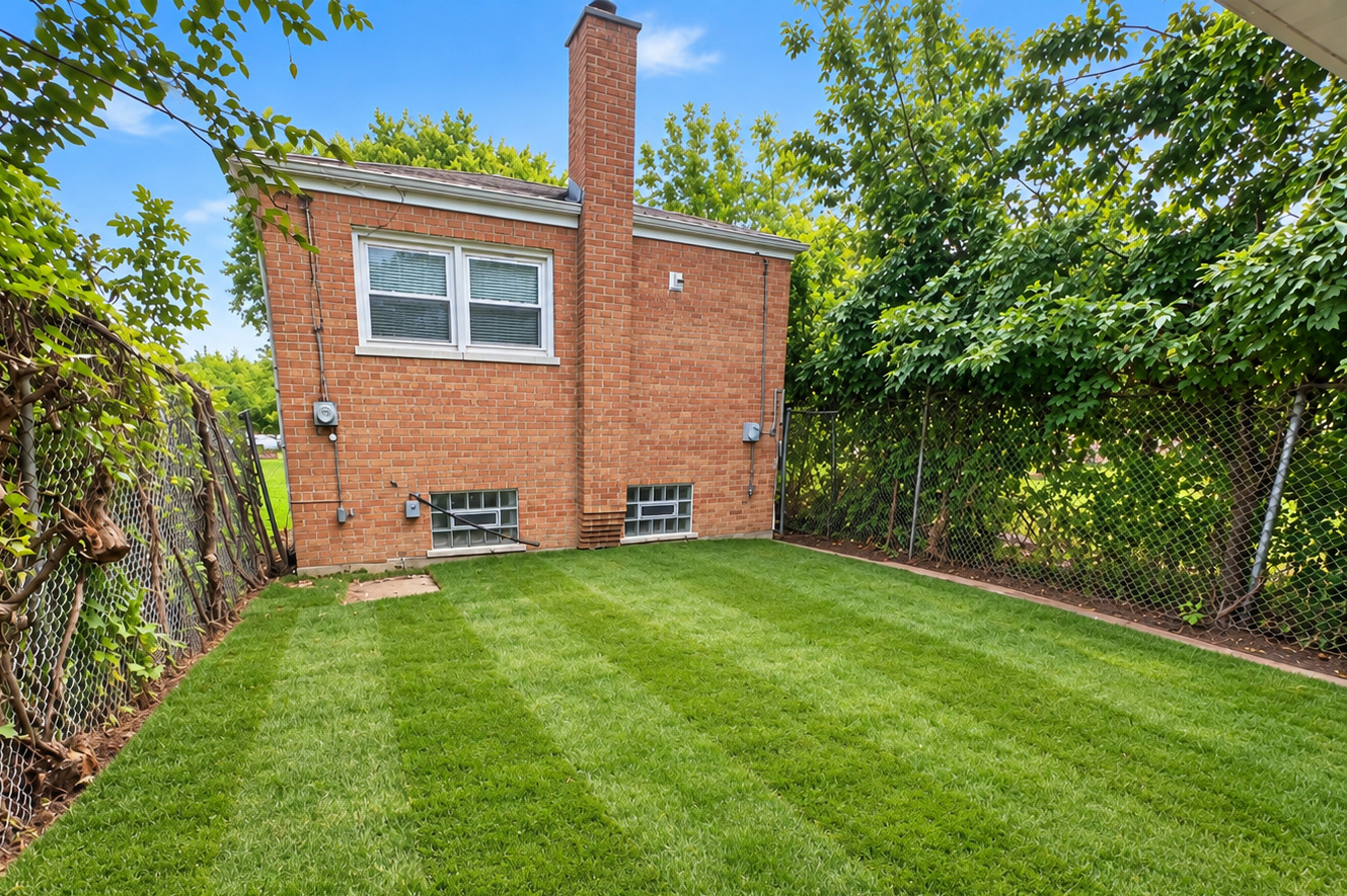 main property photo 15
