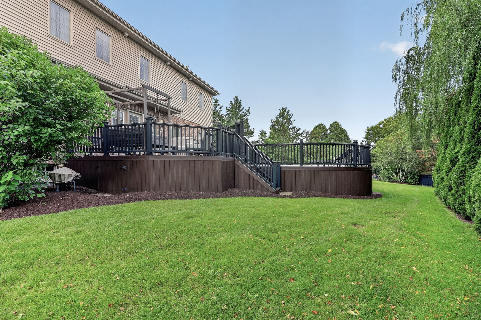 main property photo 36