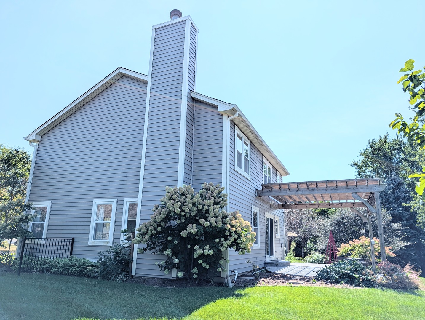 main property photo 54