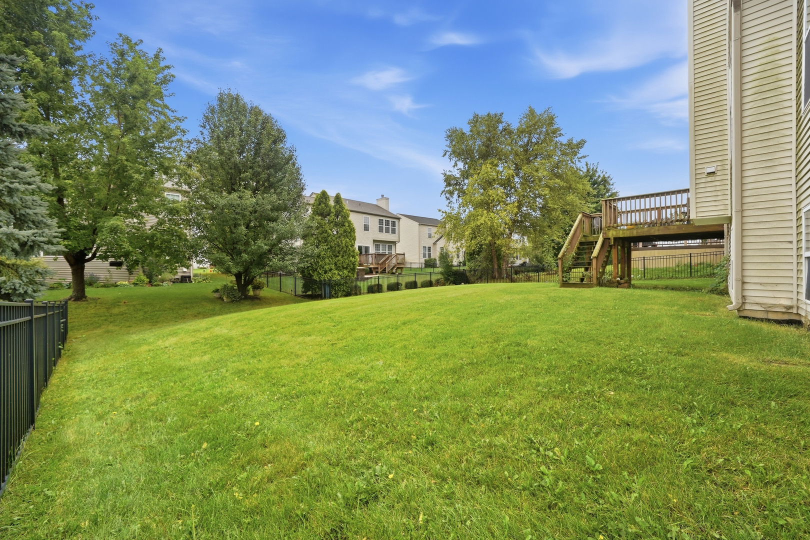 main property photo 21