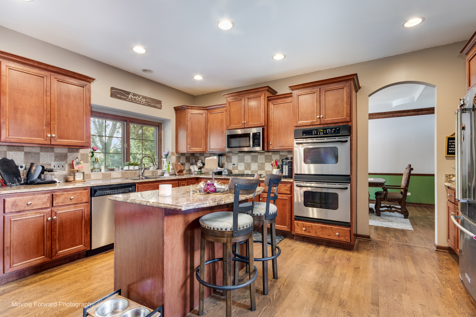 main property photo 11