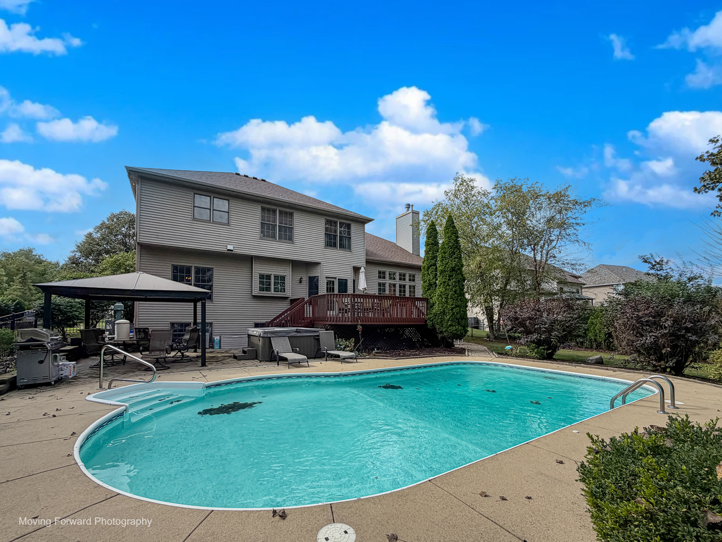 main property photo 35