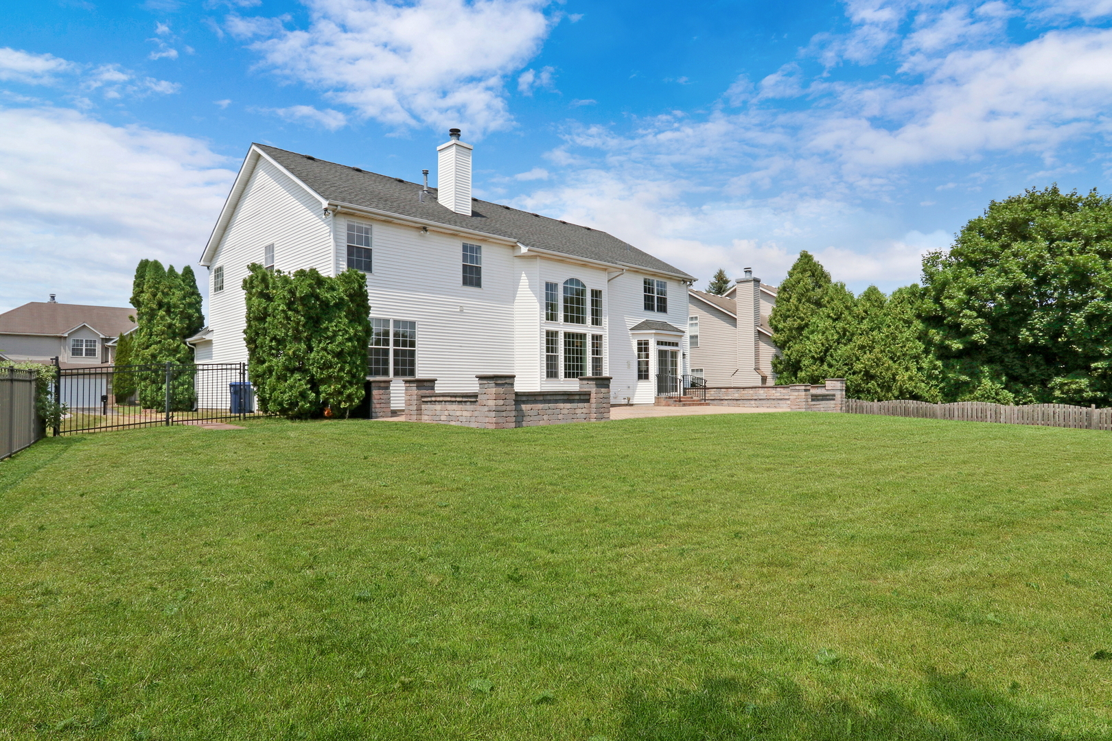 main property photo 39