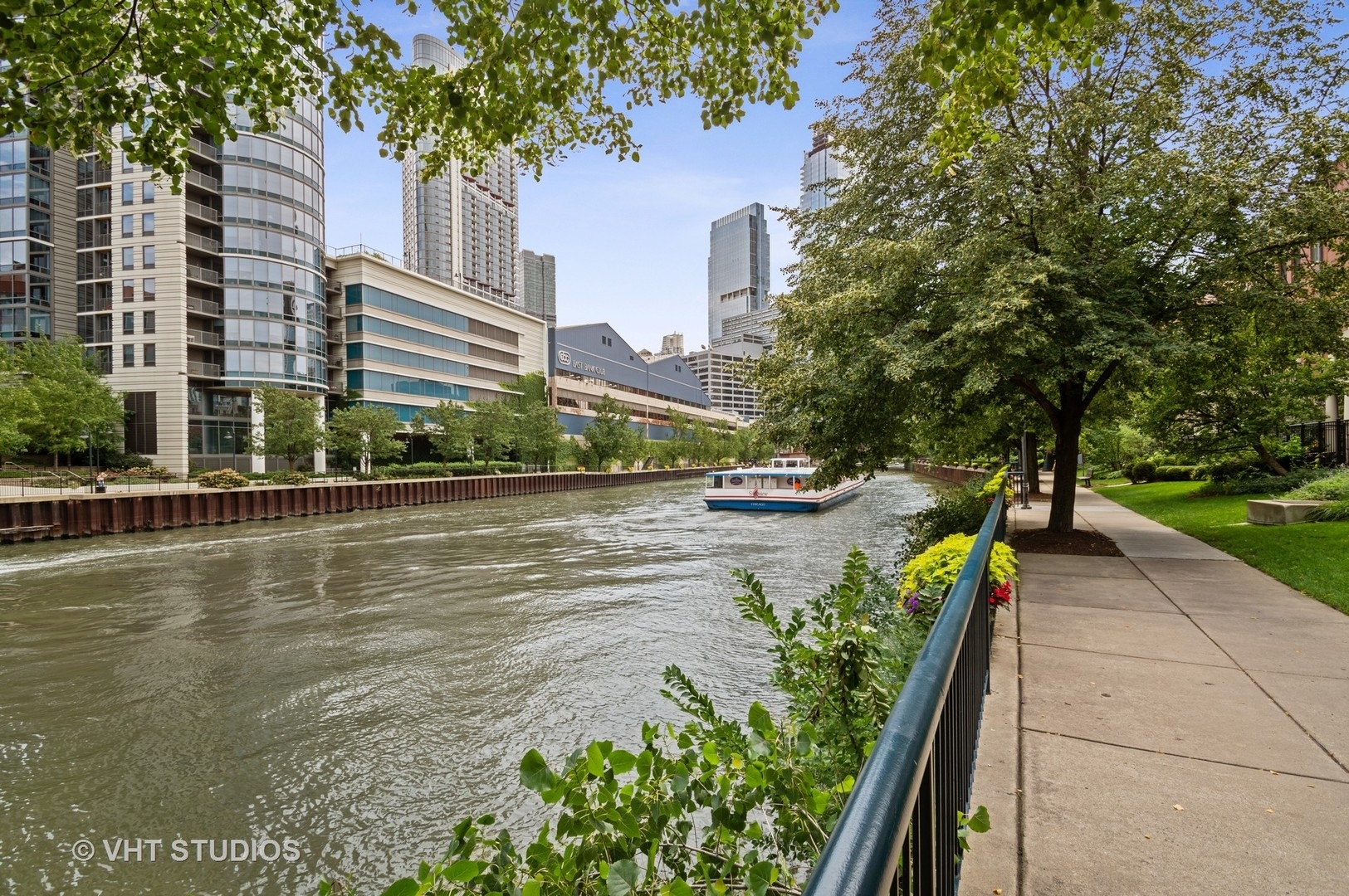 property viewer photo 27