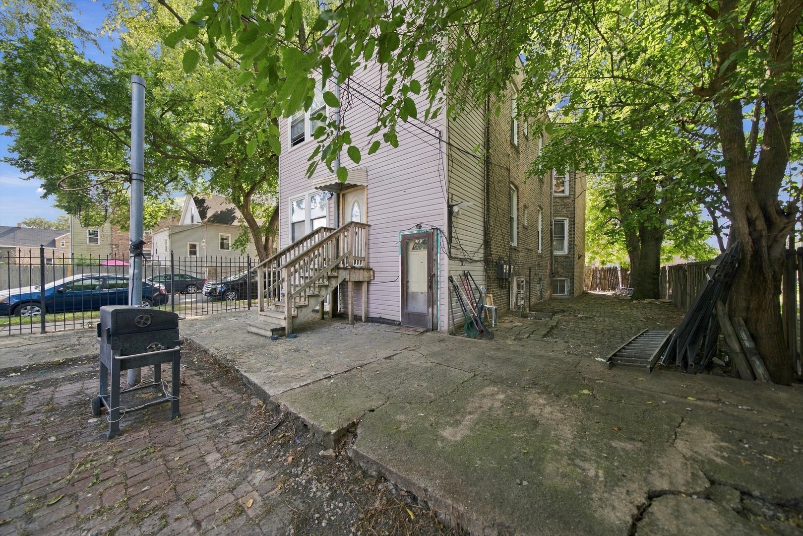 main property photo 17