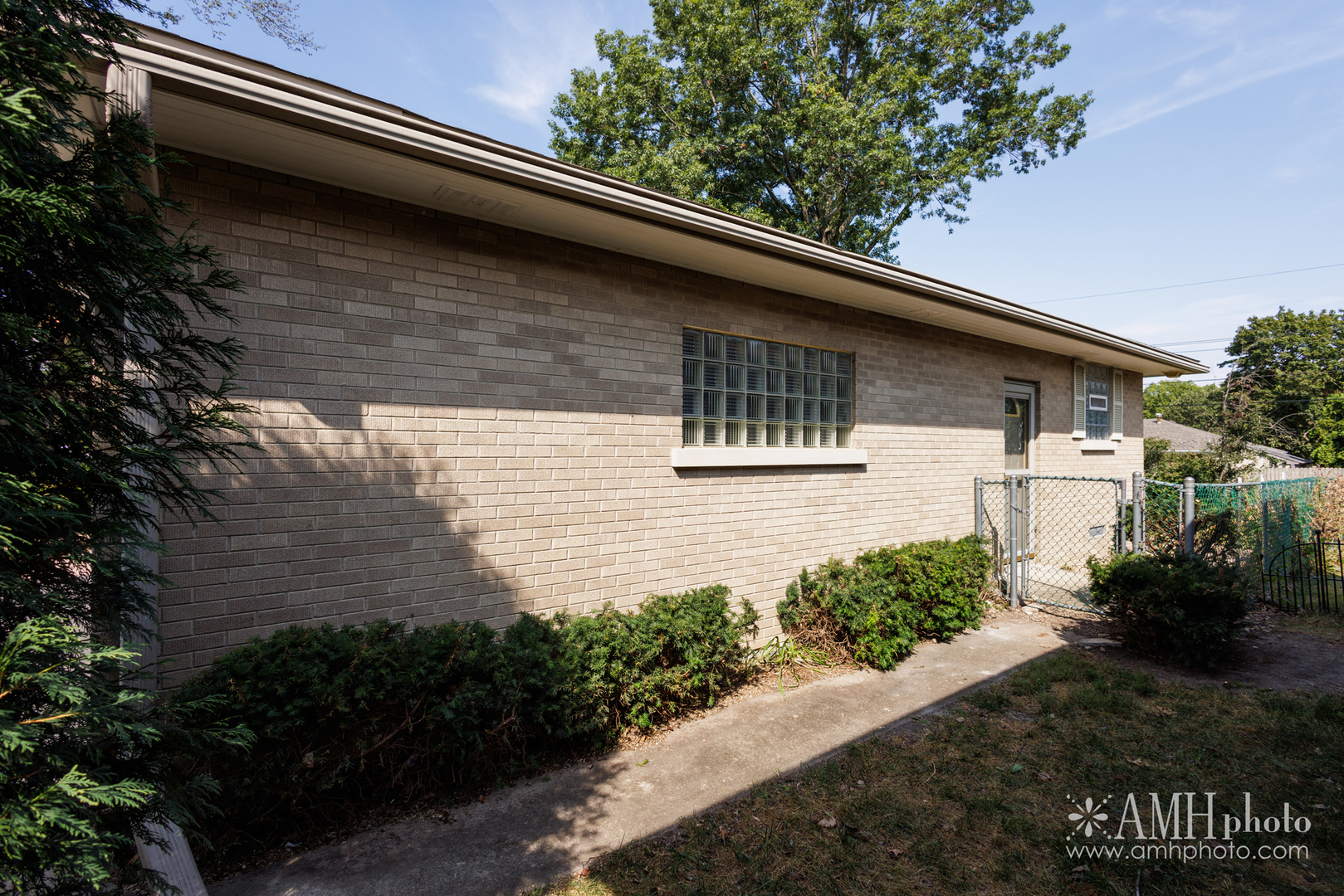 main property photo 43
