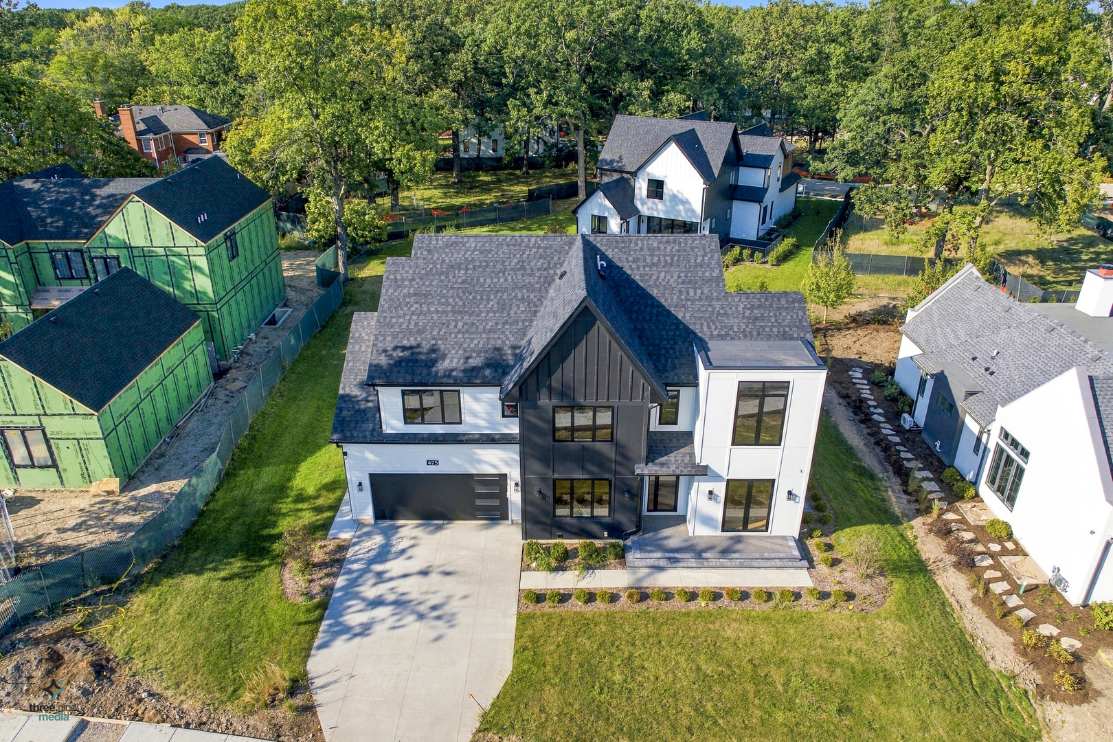 main property photo 42