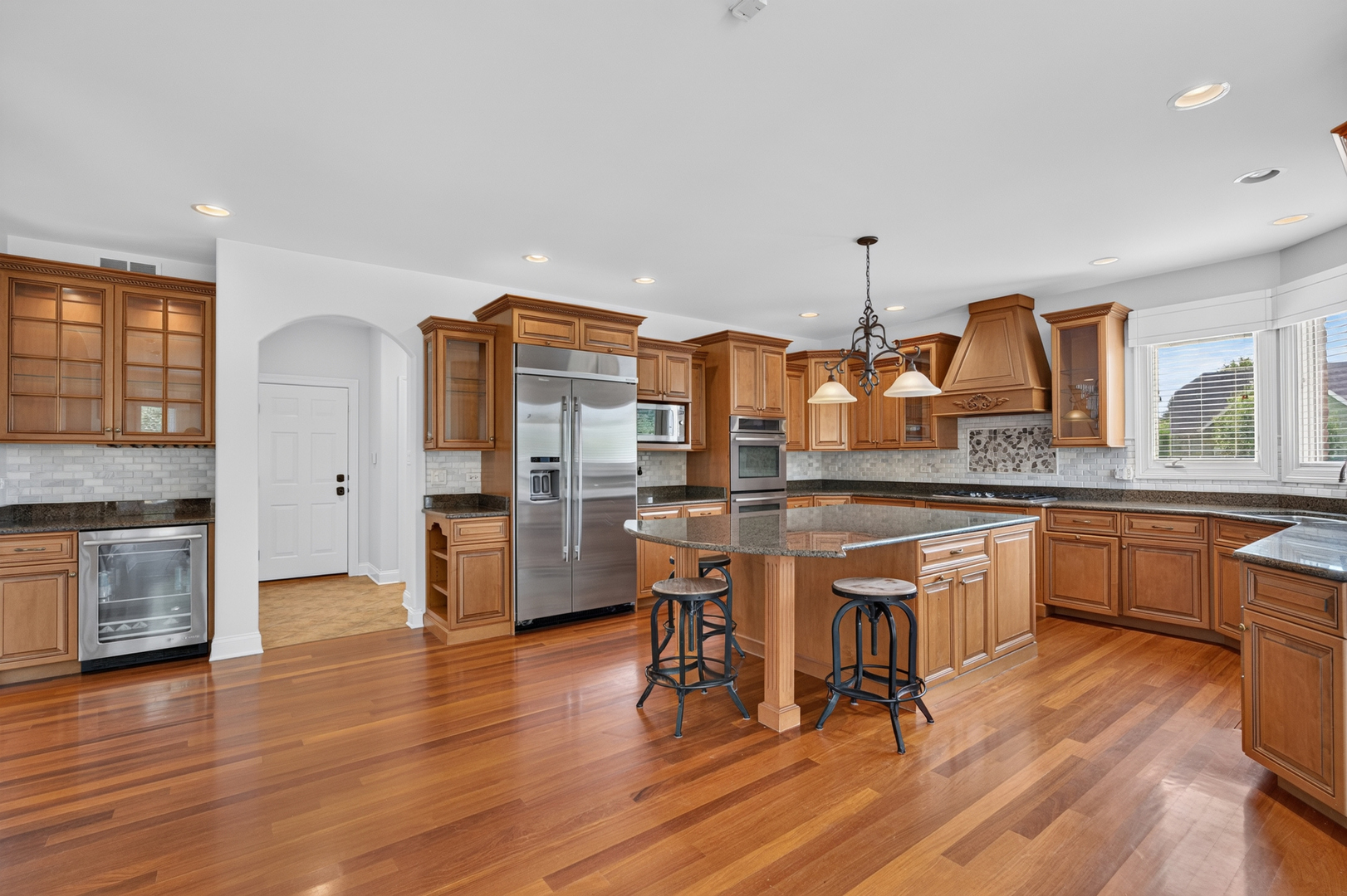 main property photo 23