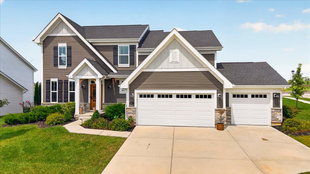 main property photo 0