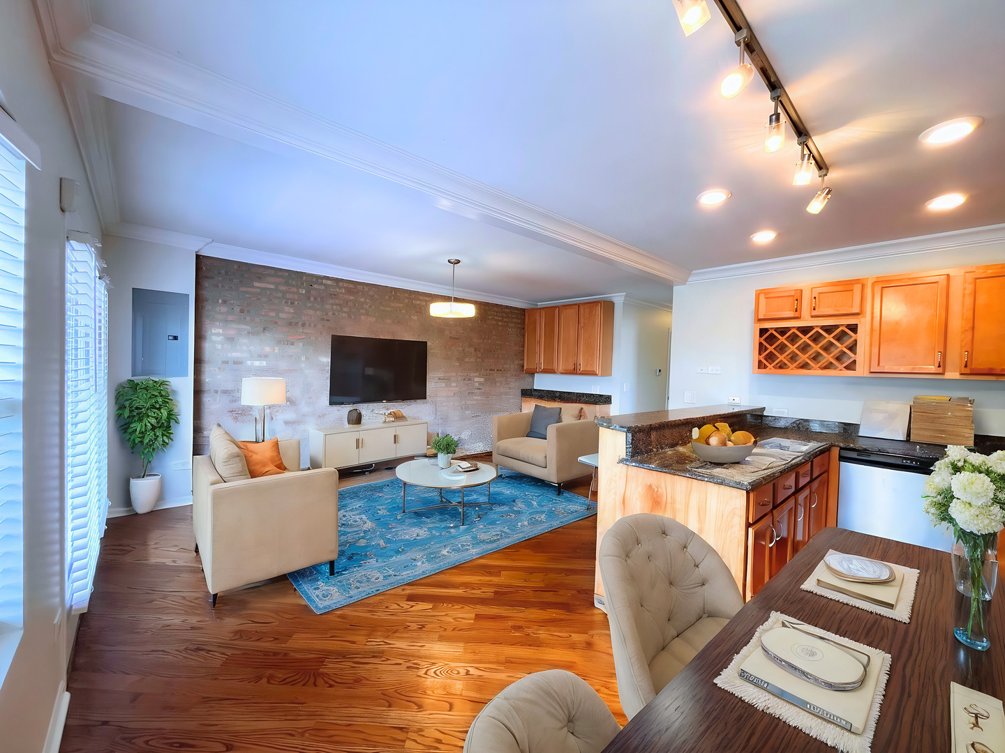 main property photo 89