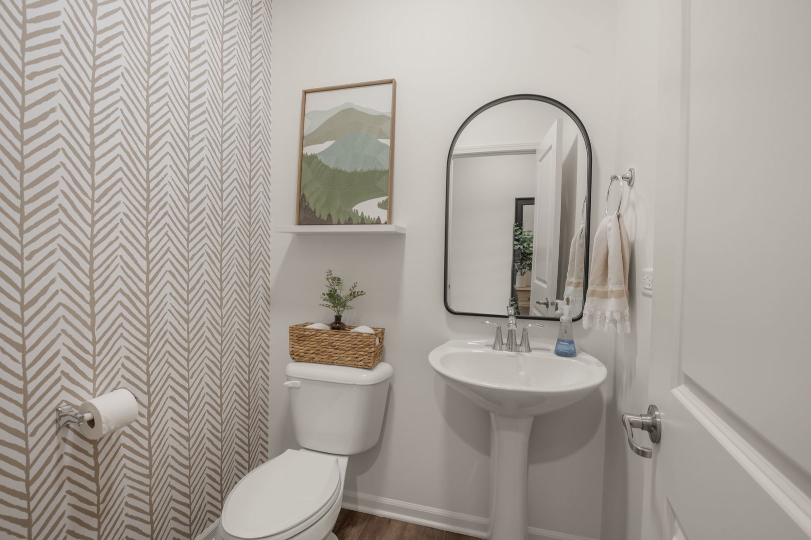 main property photo 8