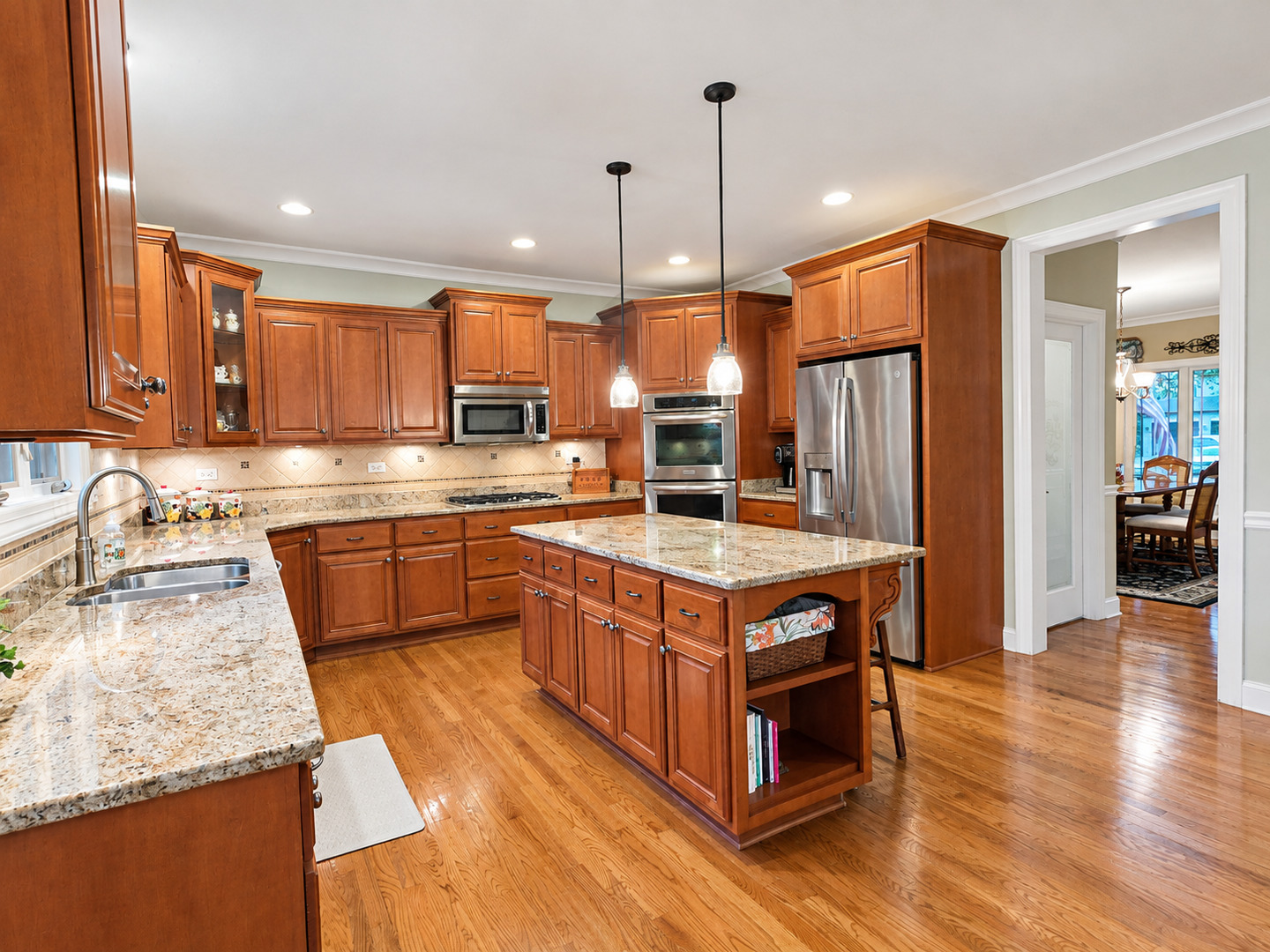 main property photo 2