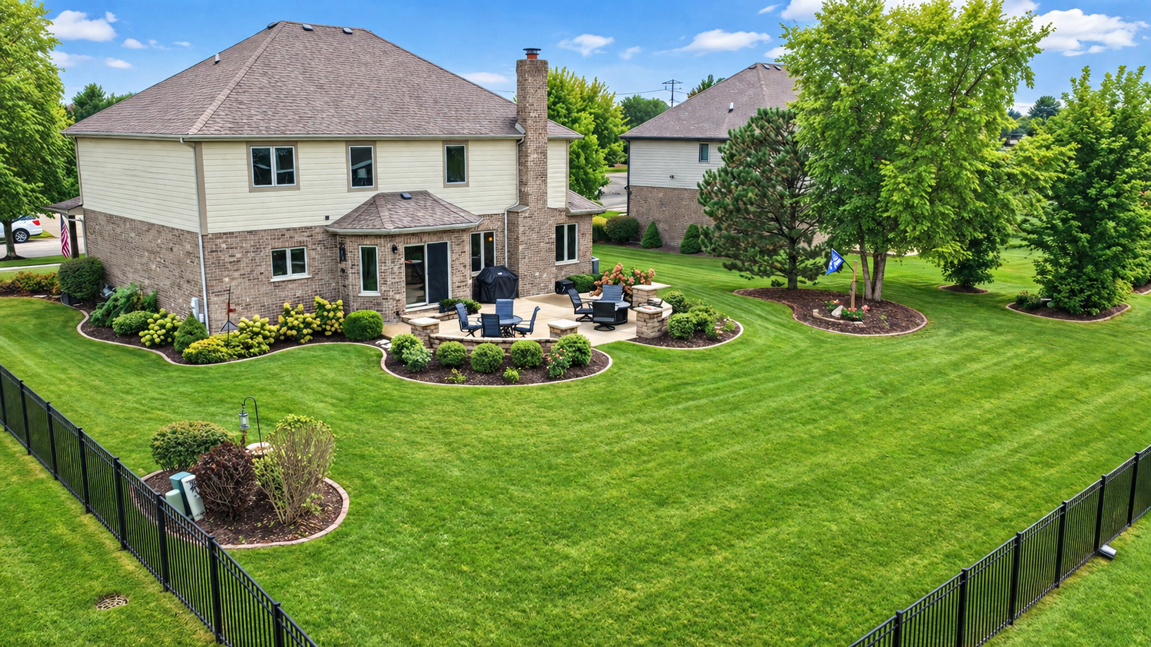main property photo 25