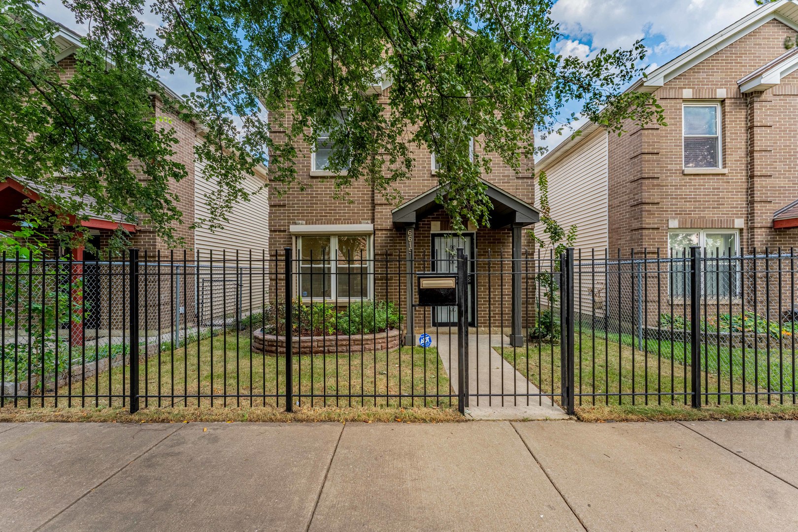 main property photo 2
