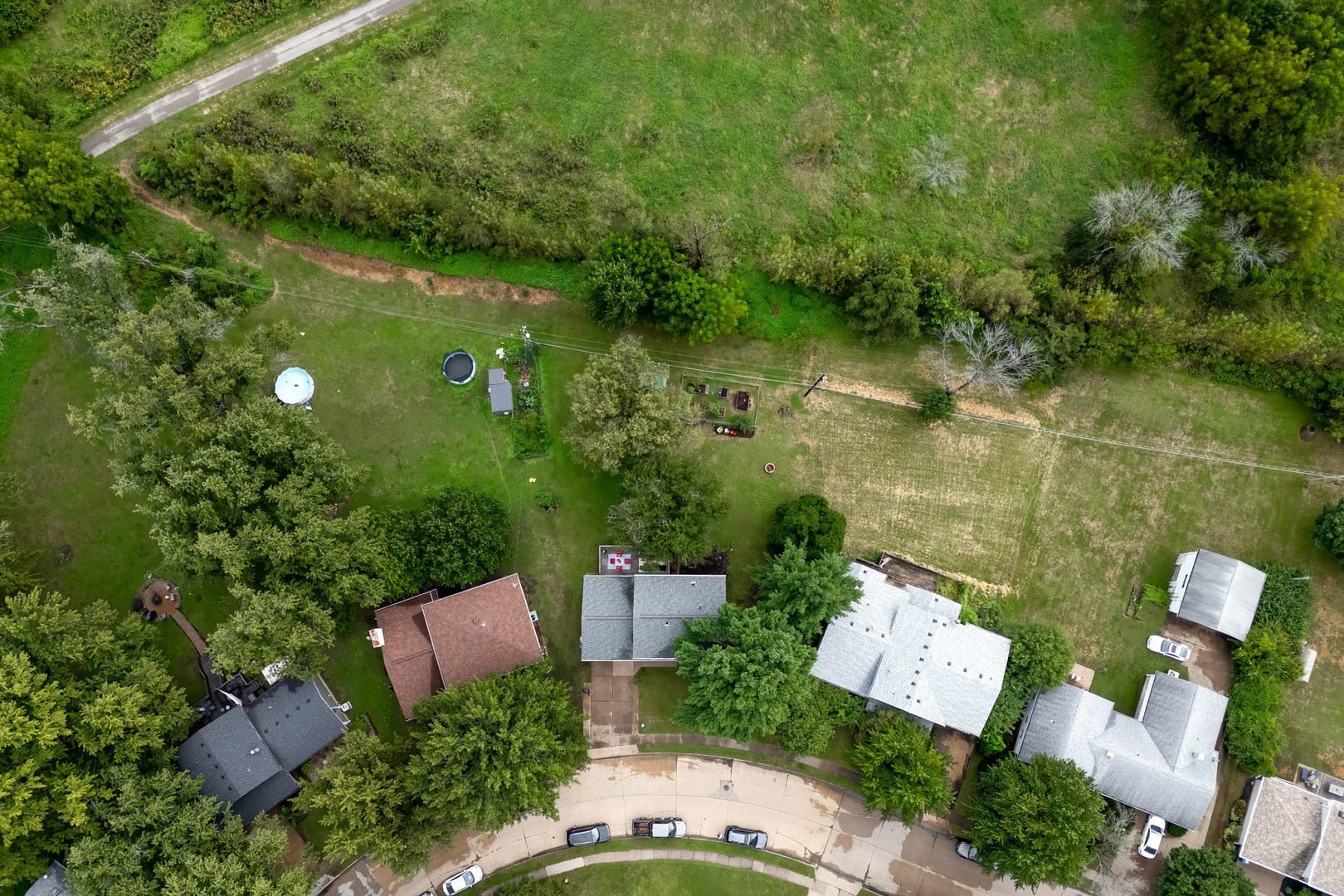 main property photo 17