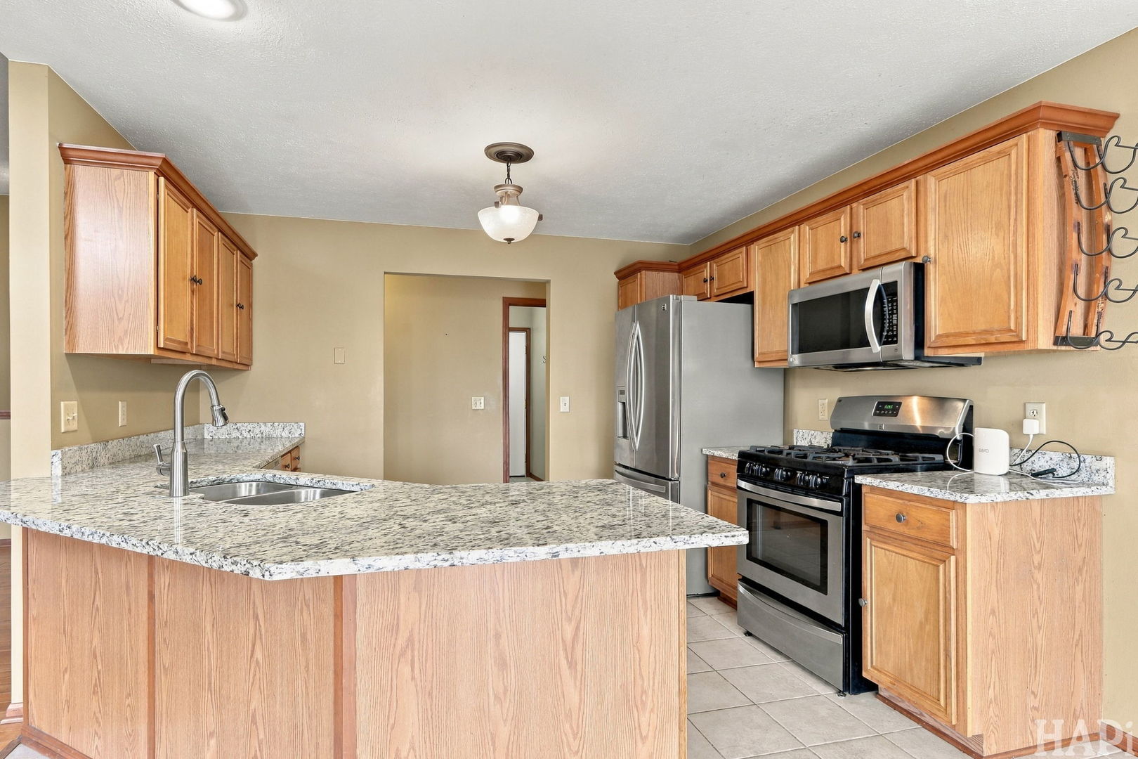 main property photo 7