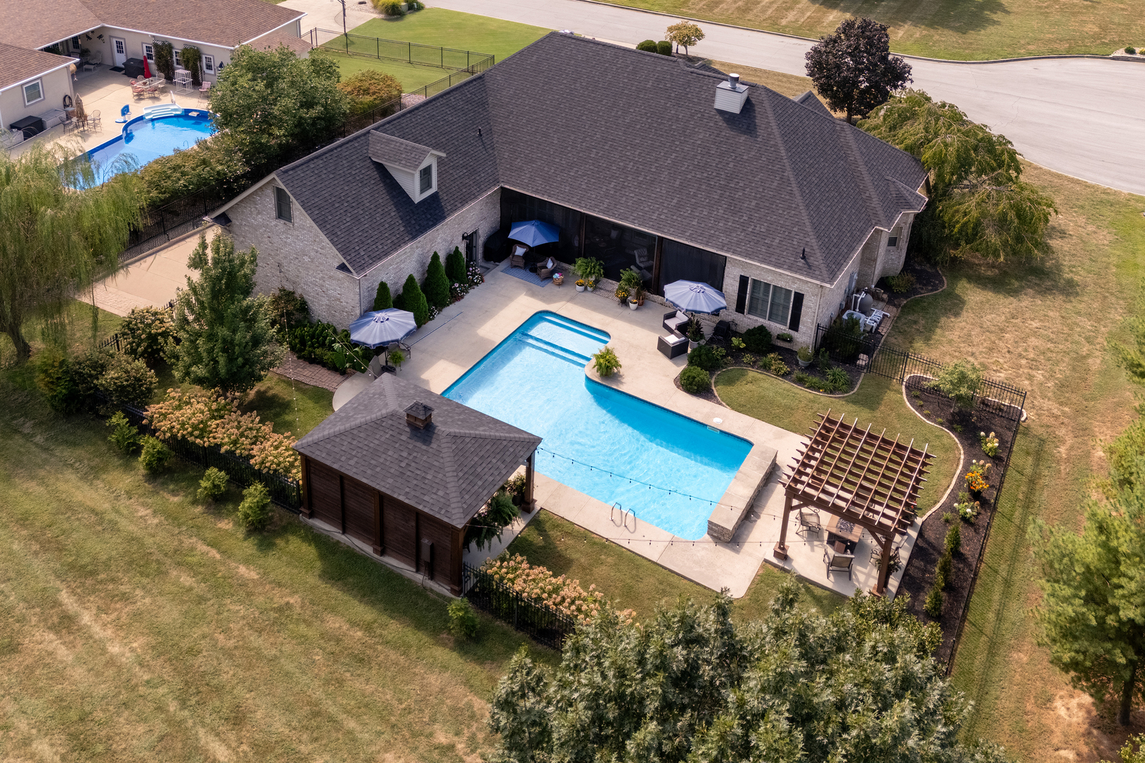 main property photo 68