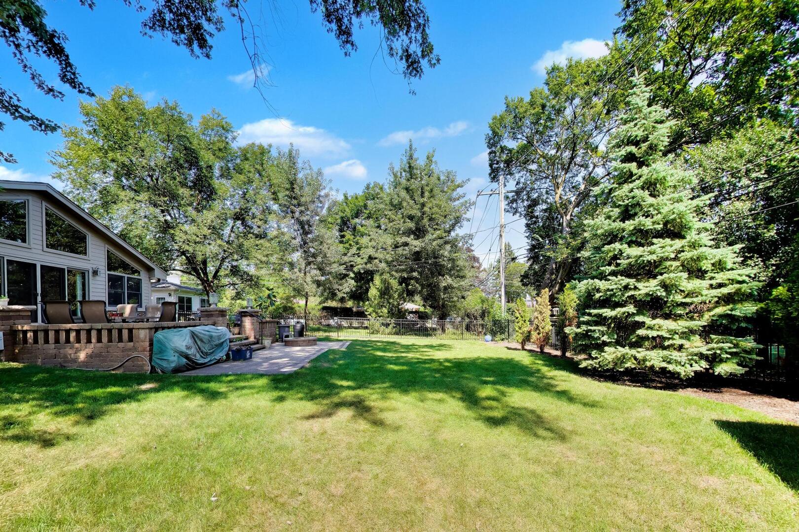 main property photo 39