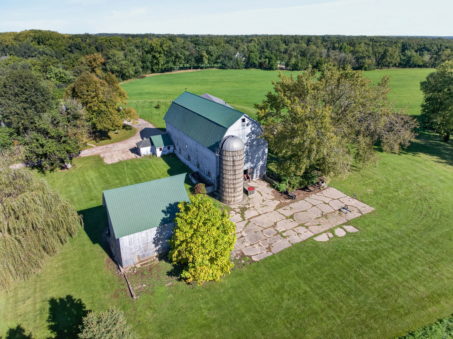 main property photo 88