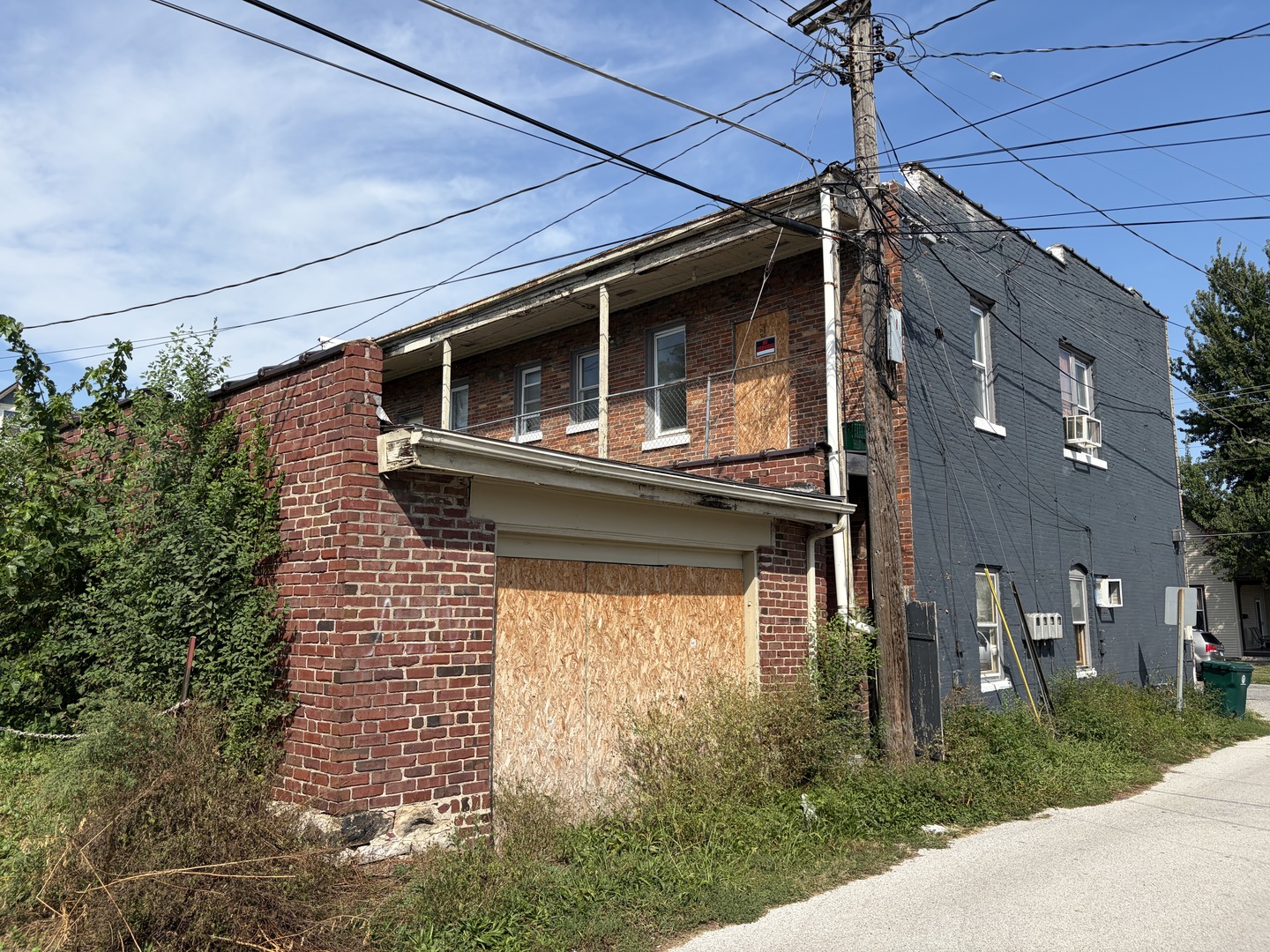 main property photo 17